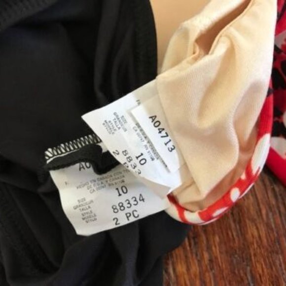 IT FIGURES * Modest RED & BLACK skirted 2-pc TANKINI Swimsuit * sz 10 * EUC - Picture 7 of 7